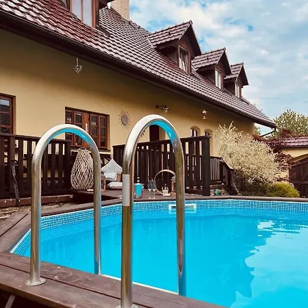 Prázdninový dům Bohdanečská *